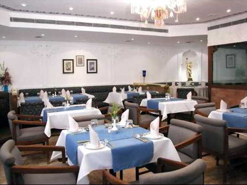 Comfort Inn Heritage Mumbai Restaurant bilde